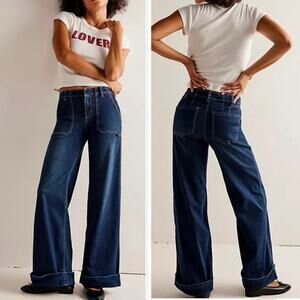 Free People We The Free CRVY Bombshell Mid-Rise Cuffed Jeans Size 31 Wide Leg